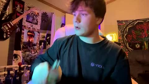 Snapshot of 710lemonade420 chatting on February 9, 2025, 12:17 am lemonade online show from February 9, 2025, 12:17 am