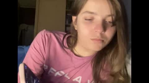 75sowet018 online show from September 26, 2025, 8:07 am