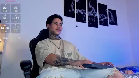 Stefan online show from April 22, 2026, 9:49 pm