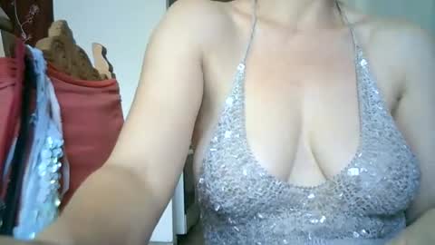 Snapshot of 77lilu chatting on July 9, 2026, 10:30 am Lilu online show from July 9, 2026, 10:30 am