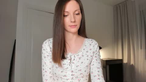 Snapshot of 787_fm chatting on December 13, 2025, 8:14 pm Anna online show from December 13, 2025, 8:14 pm