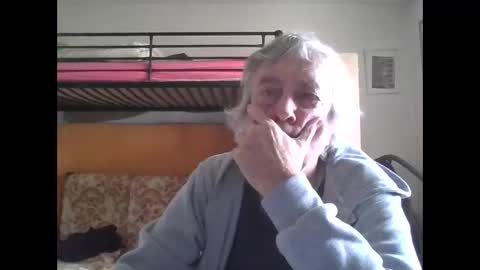 78kiss online show from February 24, 2025, 2:37 pm