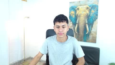 Snapshot of 7alan chatting on November 8, 2025, 1:11 pm Alan online show from November 8, 2025, 1:11 pm