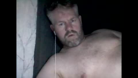 Snapshot of 81jonnyx chatting on December 27, 2024, 9:54 pm 81jonnyx online show from December 27, 2024, 9:54 pm