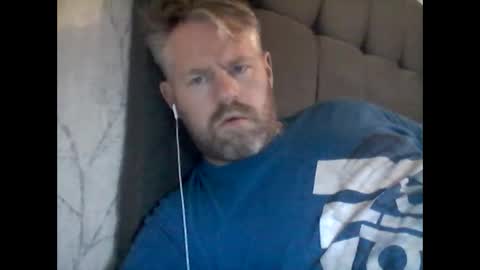 Snapshot of 81jonnyx chatting on December 31, 2024, 10:26 am 81jonnyx online show from December 31, 2024, 10:26 am