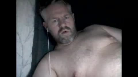 Snapshot of 81jonnyx chatting on January 1, 2025, 9:41 pm 81jonnyx online show from January 1, 2025, 9:41 pm