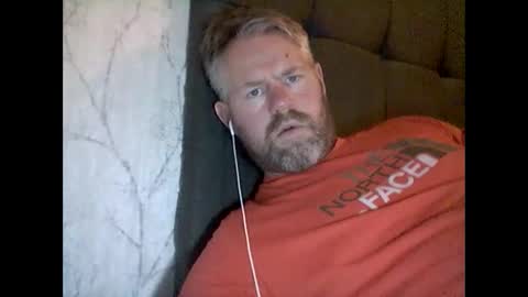 Snapshot of 81jonnyx chatting on January 4, 2025, 4:11 pm 81jonnyx online show from January 4, 2025, 4:11 pm