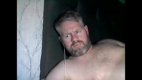 Snapshot of 81jonnyx chatting on February 2, 2025, 9:34 pm 81jonnyx online show from February 2, 2025, 9:34 pm