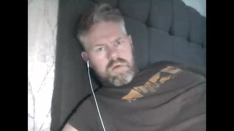 Snapshot of 81jonnyx chatting on February 10, 2025, 1:55 pm 81jonnyx online show from February 10, 2025, 1:55 pm