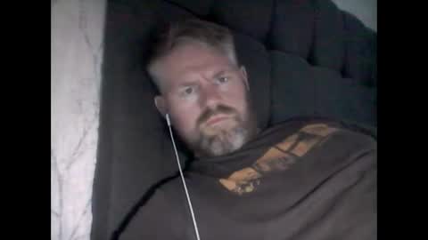 Snapshot of 81jonnyx chatting on February 11, 2025, 2:35 pm 81jonnyx online show from February 11, 2025, 2:35 pm