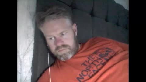 Snapshot of 81jonnyx chatting on February 13, 2025, 2:31 pm 81jonnyx online show from February 13, 2025, 2:31 pm