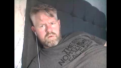 Snapshot of 81jonnyx chatting on March 11, 2025, 3:34 pm 81jonnyx online show from March 11, 2025, 3:34 pm