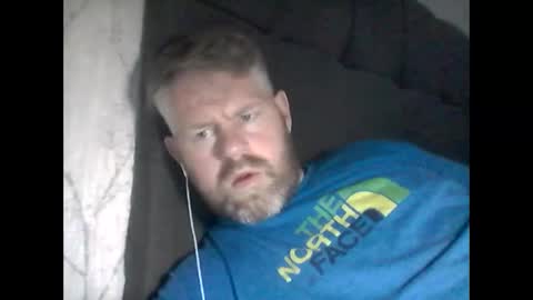 Snapshot of 81jonnyx chatting on March 12, 2025, 10:16 am 81jonnyx online show from March 12, 2025, 10:16 am