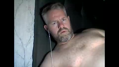 Snapshot of 81jonnyx chatting on November 16, 2025, 9:42 pm 81jonnyx online show from November 16, 2025, 9:42 pm