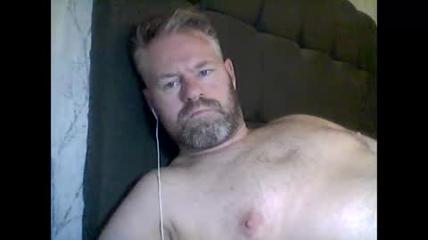 Snapshot of 81jonnyx chatting on November 24, 2025, 8:25 am 81jonnyx online show from November 24, 2025, 8:25 am