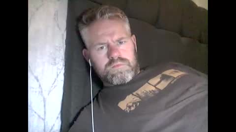 Snapshot of 81jonnyx chatting on November 25, 2025, 3:12 pm 81jonnyx online show from November 25, 2025, 3:12 pm