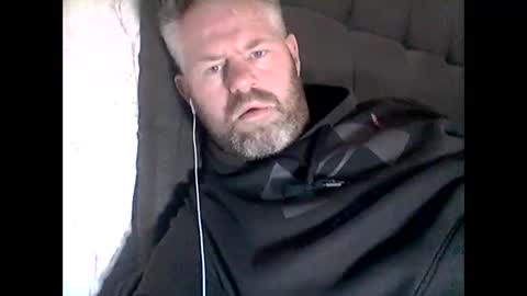 Snapshot of 81jonnyx chatting on December 3, 2025, 11:52 am 81jonnyx online show from December 3, 2025, 11:52 am