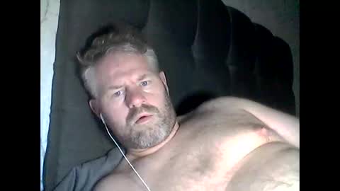 Snapshot of 81jonnyx chatting on December 13, 2025, 9:31 pm 81jonnyx online show from December 13, 2025, 9:31 pm