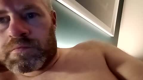 Snapshot of 81jonnyx chatting on December 16, 2025, 8:25 pm 81jonnyx online show from December 16, 2025, 8:25 pm