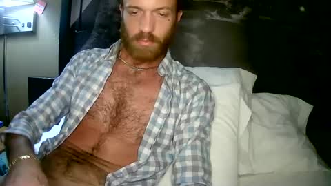 Snapshot of 90210screamer chatting on December 2, 2024, 1:24 pm 90210screamer online show from December 2, 2024, 1:24 pm