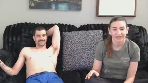 Snapshot of 90snaughtycouple chatting on April 9, 2026, 10:26 pm 90sNaughtyCouple online show from April 9, 2026, 10:26 pm