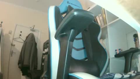 Arturo online show from December 24, 2024, 10:39 pm