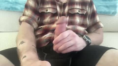 9inchmenace online show from May 10, 2026, 6:24 pm