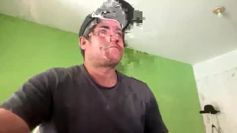 9vinhocamshow online show from October 28, 2025, 11:03 am