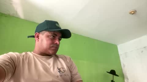 9vinhocamshow online show from February 17, 2026, 11:40 am