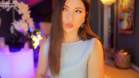 Snapshot of _1s___ chatting on October 23, 2025, 2:55 am Sophia online show from October 23, 2025, 2:55 am