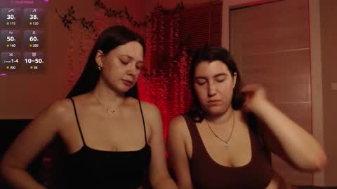 EMILY AND  MARCUS online show from December 17, 2025, 5:41 pm