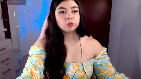 Snapshot of _aafrodita__ chatting on May 27, 2026, 9:28 am Alexa online show from May 27, 2026, 9:28 am