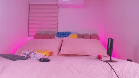  abby rouss online show from November 30, 2025, 3:10 am