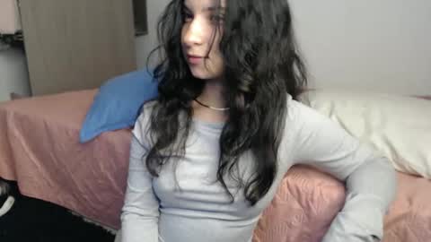 _abrill_20 online show from November 10, 2025, 4:00 am