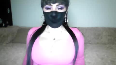 Adela online show from January 17, 2025, 4:47 pm