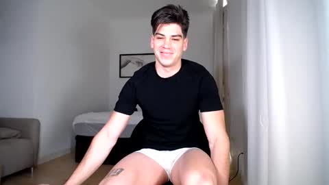 _aesthetic online show from April 10, 2026, 1:27 pm