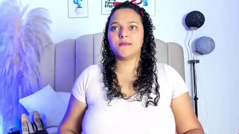 _aithanaa_ online show from January 6, 2026, 6:11 pm