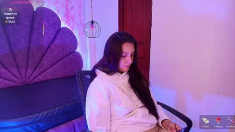  Alaia online show from April 1, 2026, 11:33 am