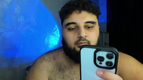 Snapshot of _alan_bear_ chatting on December 26, 2024, 8:00 pm Alan online show from December 26, 2024, 8:00 pm