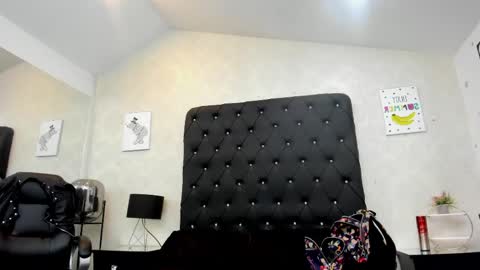 Snapshot of _alana_johnson chatting on May 16, 2026, 1:13 am _alana_johnson online show from May 16, 2026, 1:13 am