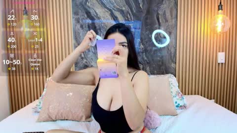 ALANA  online show from November 21, 2025, 1:32 pm