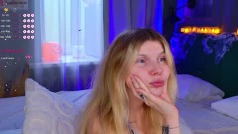 Snapshot of _aleksa chatting on October 29, 2025, 7:10 am Alexa online show from October 29, 2025, 7:10 am