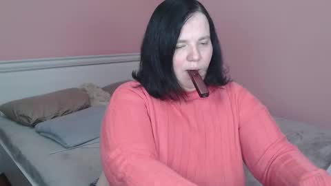 _alexandra_ray_ online show from November 14, 2025, 8:13 am