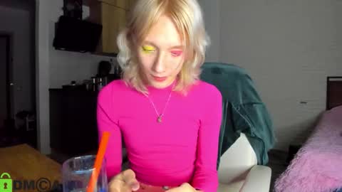 Snapshot of _alice_kitty chatting on November 18, 2025, 10:31 am Gaylord online show from November 18, 2025, 10:31 am