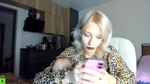 Snapshot of _alice_kitty chatting on November 24, 2025, 8:58 am Gaylord online show from November 24, 2025, 8:58 am