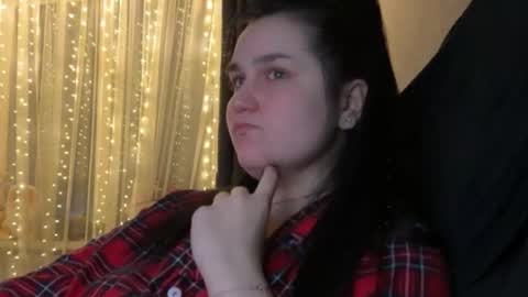 Snapshot of _alicebliss chatting on February 1, 2026, 7:45 pm Alice online show from February 1, 2026, 7:45 pm