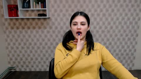 Snapshot of _alicecandy_ chatting on January 4, 2025, 1:21 am Alice online show from January 4, 2025, 1:21 am