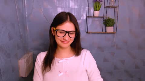 Snapshot of _alicecandy_ chatting on January 6, 2025, 1:30 pm Alice online show from January 6, 2025, 1:30 pm