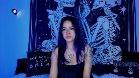 Snapshot of _alicesasha_ chatting on April 1, 2026, 7:09 am _alicesasha_ online show from April 1, 2026, 7:09 am