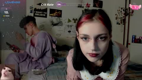 Snapshot of _alisa_in_wonderland chatting on September 25, 2025, 7:28 pm Charlotte and Alex online show from September 25, 2025, 7:28 pm